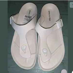Seven Dials Cadella White Thong Sandal Sz 10 M.